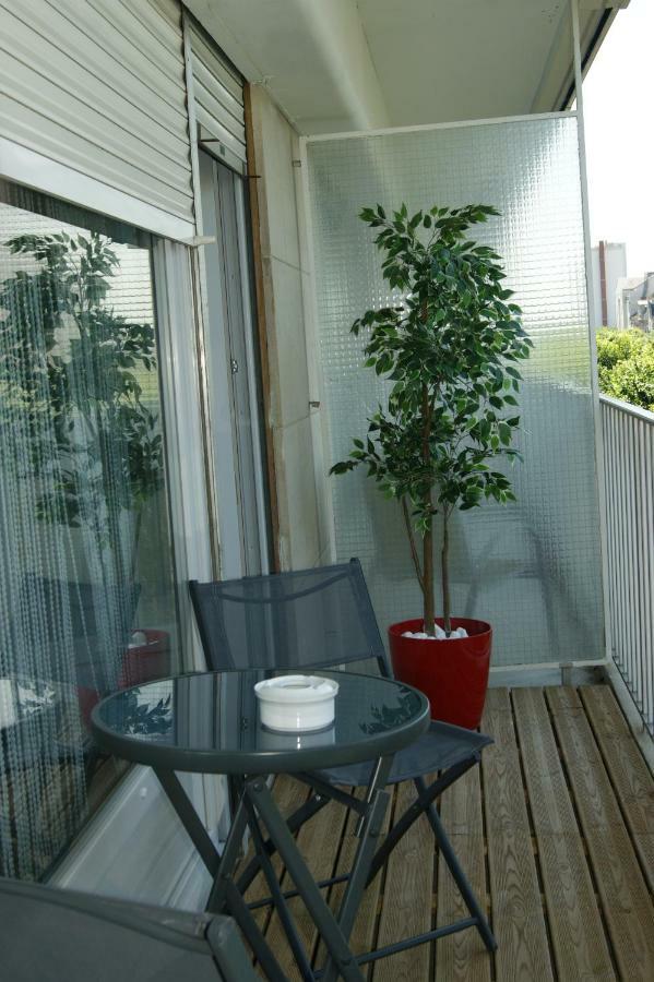 Studio Morgane-Balcon Couvert-Wifi-Pres Centre-Linge Et Menage Reims Exterior photo